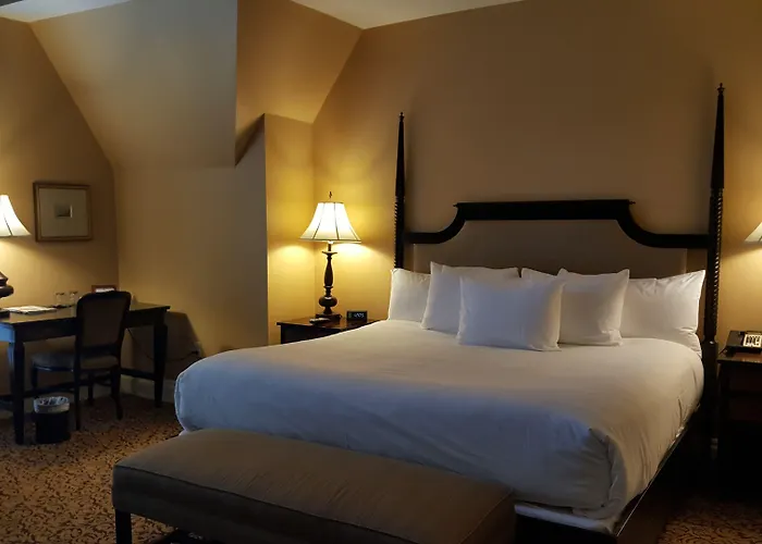 Hotel Mansions On Fifth 4*