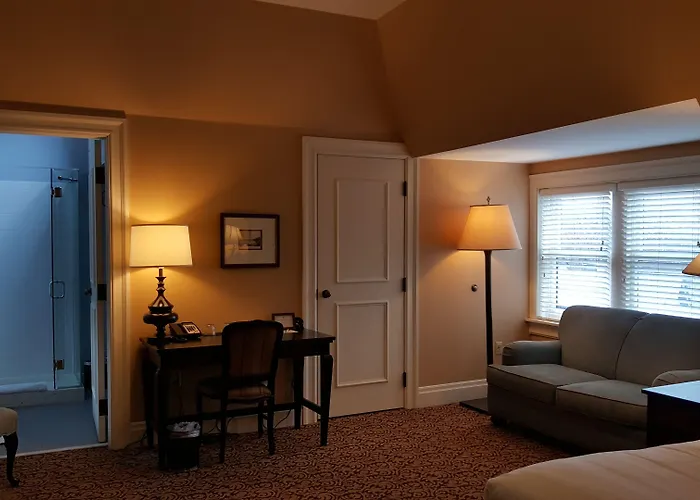 Hotel Mansions On Fifth 4*