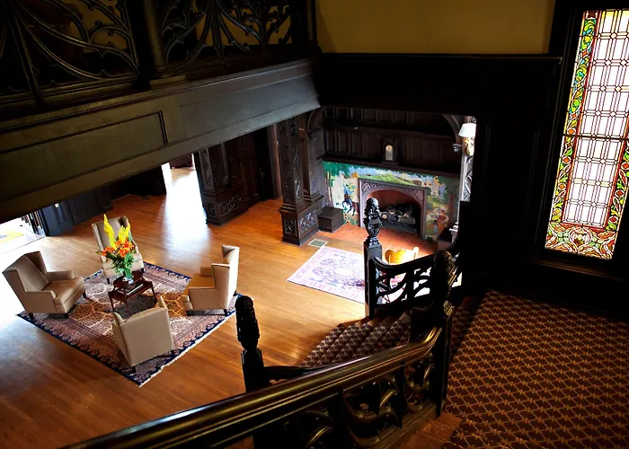 Hotel Mansions On Fifth 4*